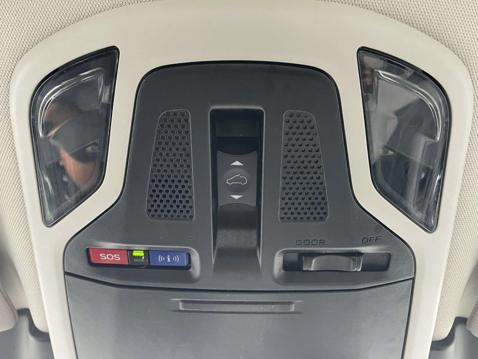 Used 2025 Magnetite Gray Metallic Subaru Limited image 21