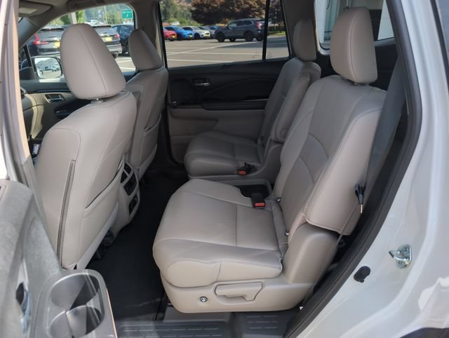 Used 2022 Platinum White Pearl Honda Elite image 16