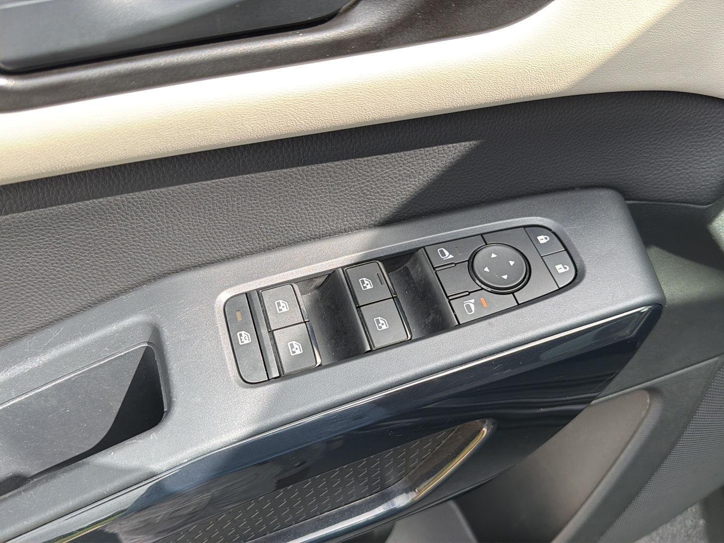Used 2024 Gun Metallic Nissan SV image 32
