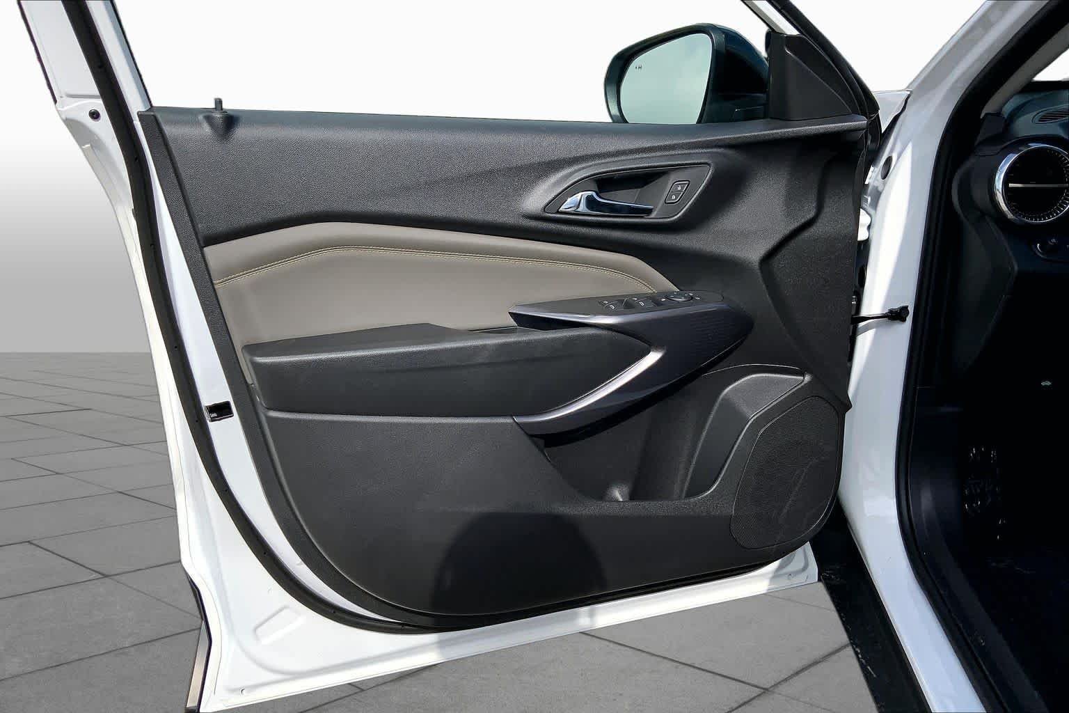 2026 Chevrolet Trax Activ - Photo 11