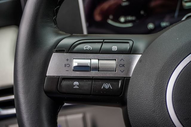 Certified Used 2025 Gray Hyundai SEL Convenience image 27