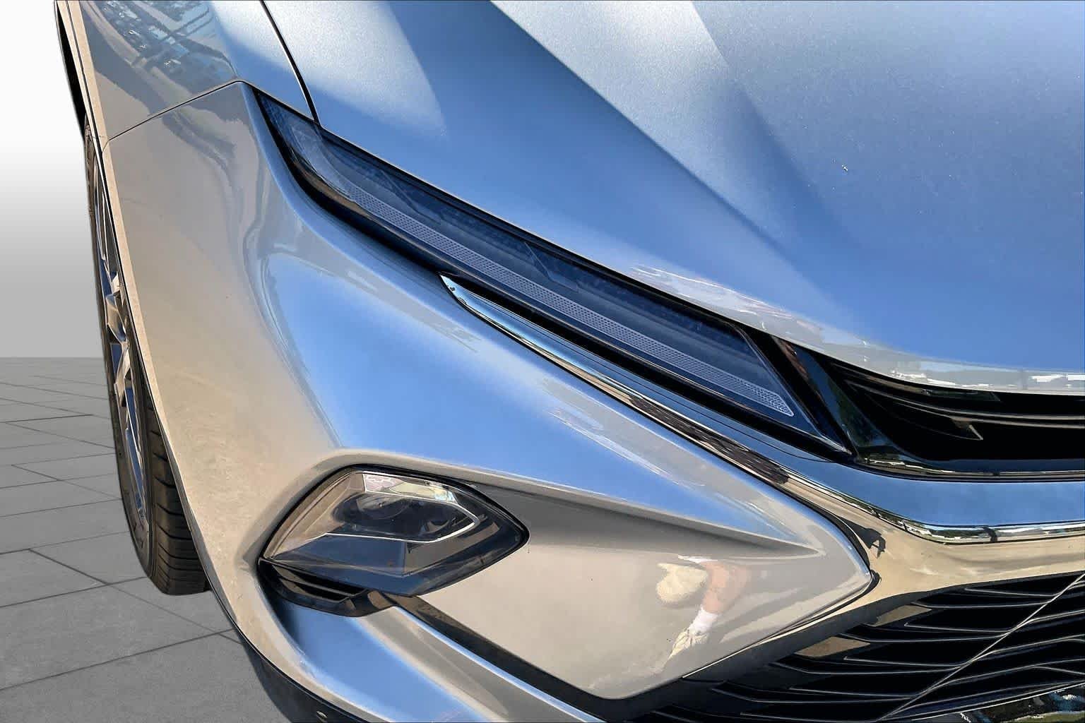 Used 2025 Sterling Gray Metallic Chevrolet RS image 27