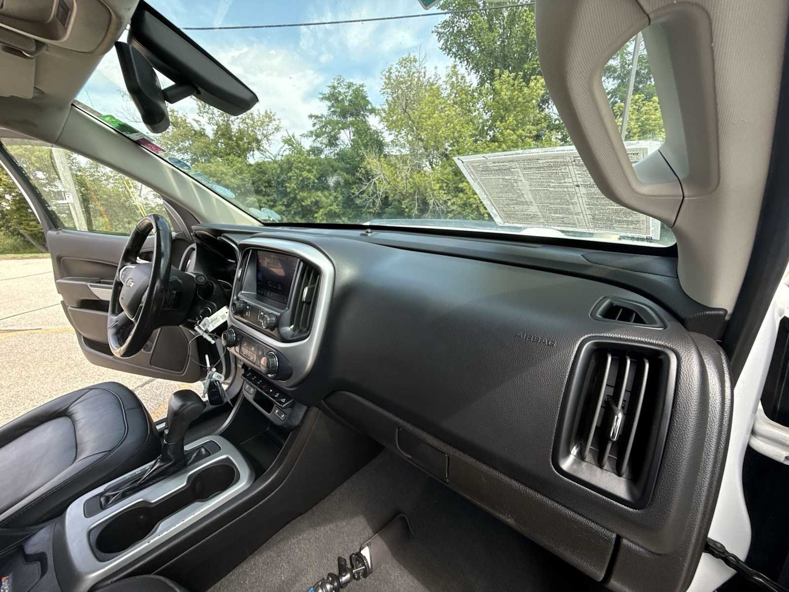 Certified Used 2019 SUMMIT WHITE Chevrolet 4WD ZR2 image 26