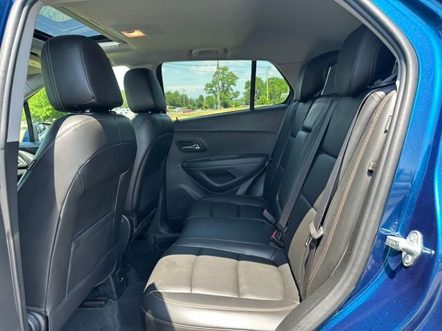 Used 2019 Blue Chevrolet Premier image 18