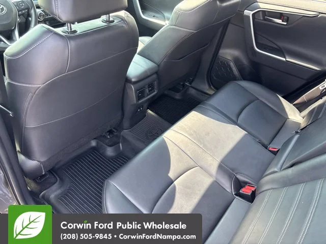 Used 2019 Gray Toyota Limited image 27