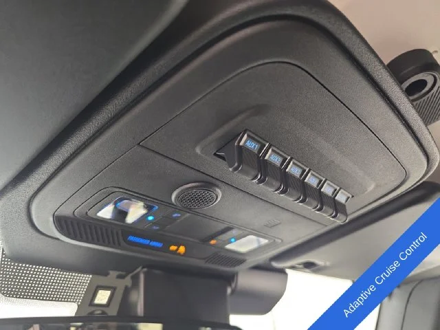 New 2026 Oxford White Ford Badlands® image 27
