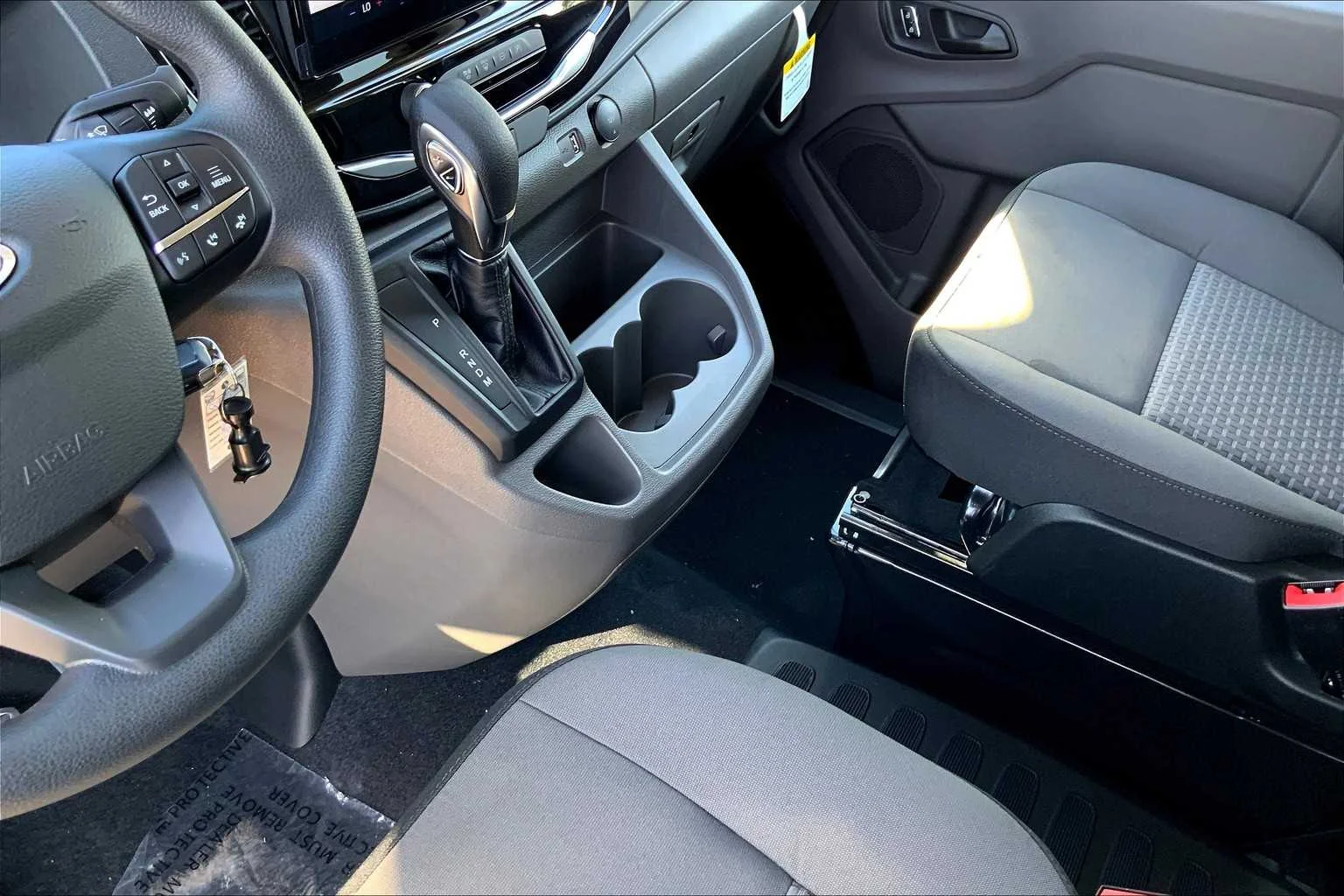 2025 Ford Transit Passenger Van XLT - Photo 7