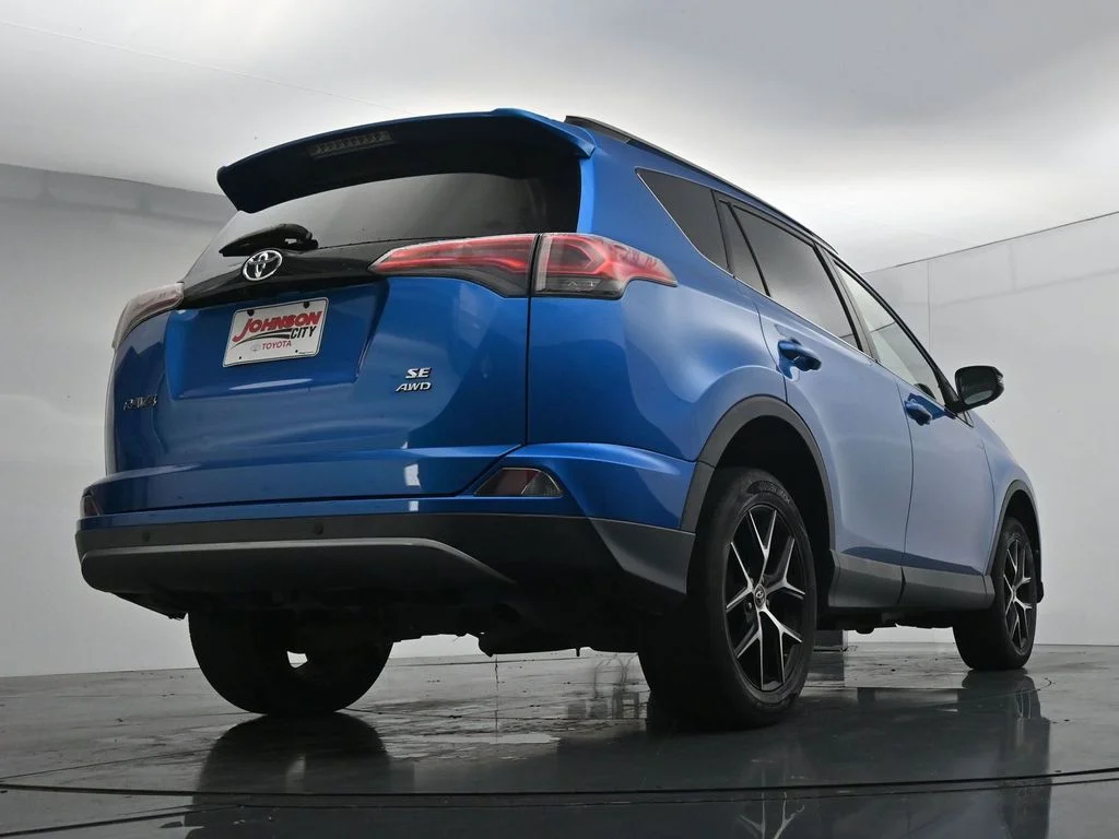Used 2017 Blue Toyota SE image 21