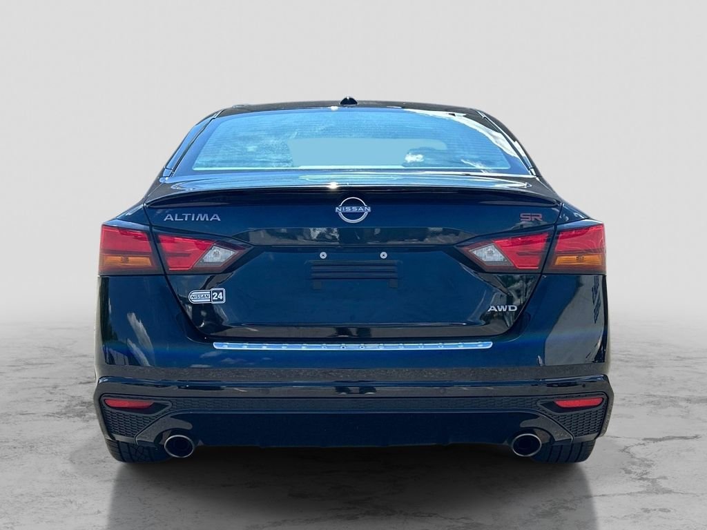 Used 2023 Black Nissan 2.5 SR image 4