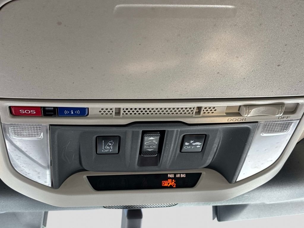 Used 2023 Silver Subaru Sport image 39