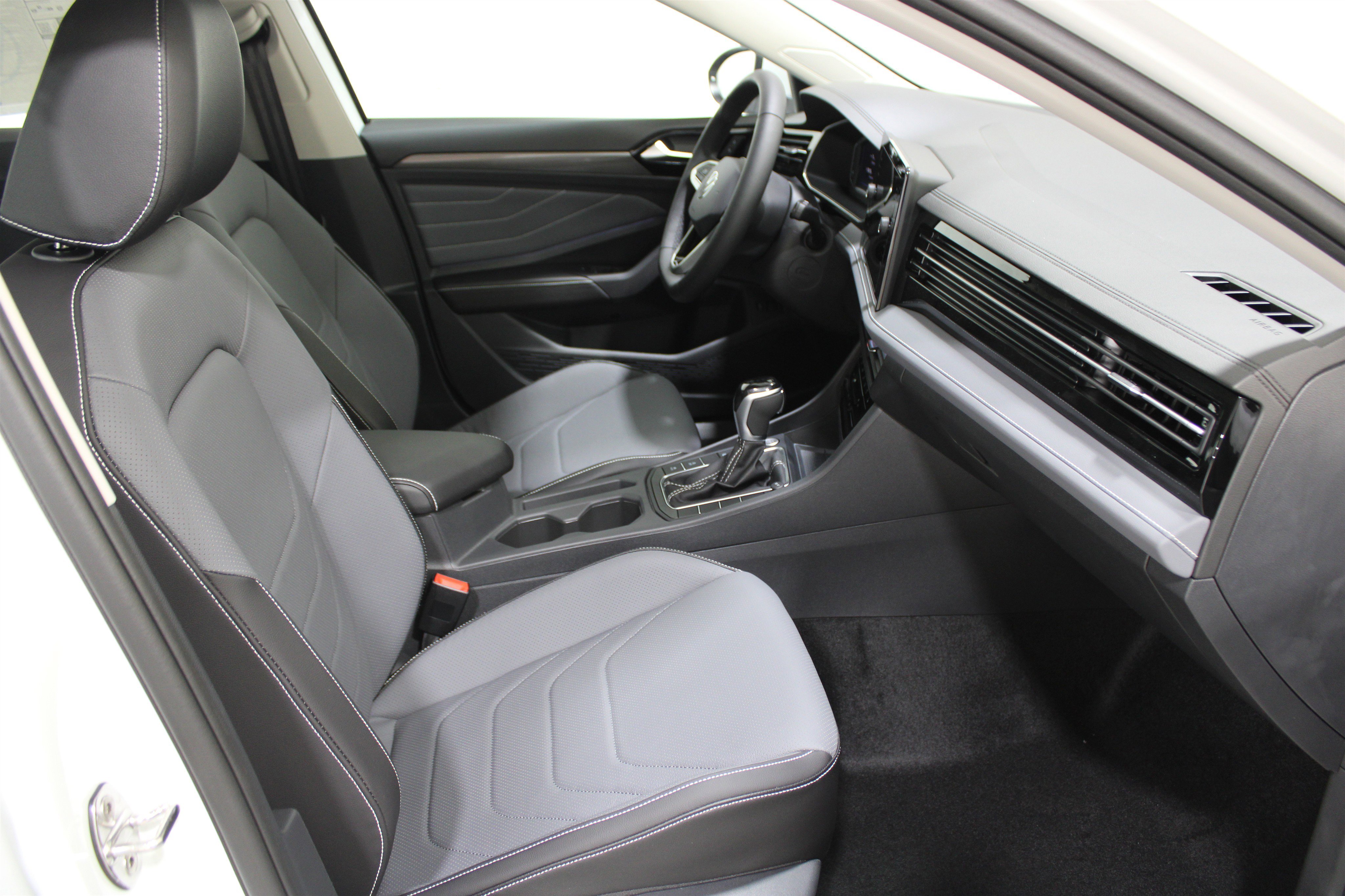 New 2026 Opal White Pearl Volkswagen SEL image 24