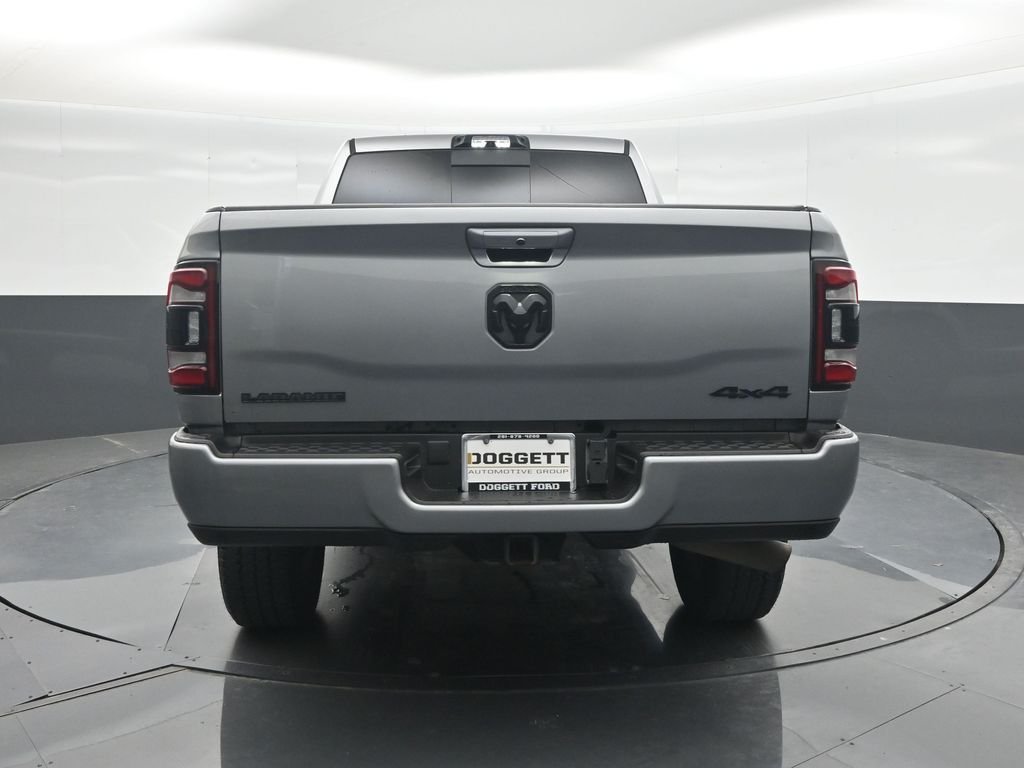 Used 2022 Silver Ram Laramie image 17