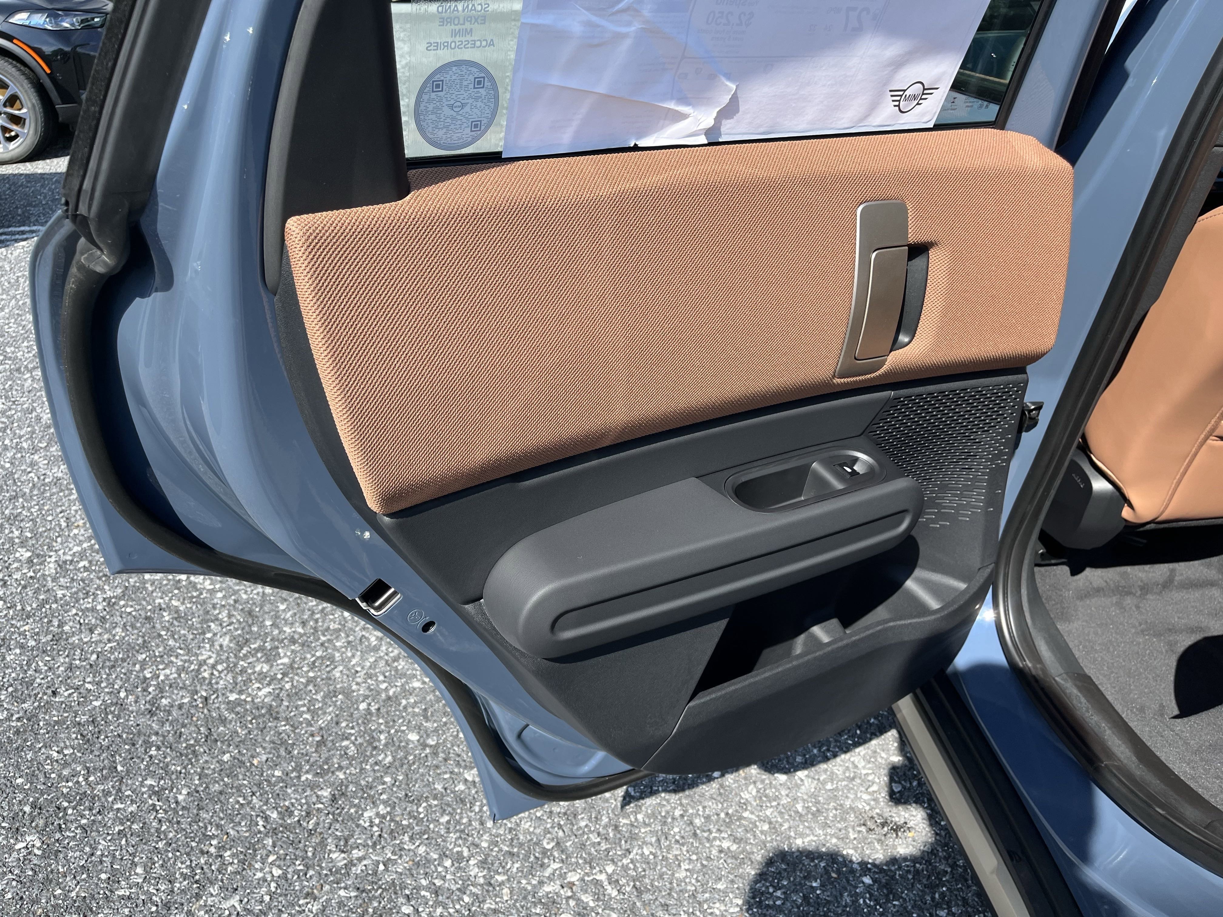 2025 MINI Countryman S - Photo 17
