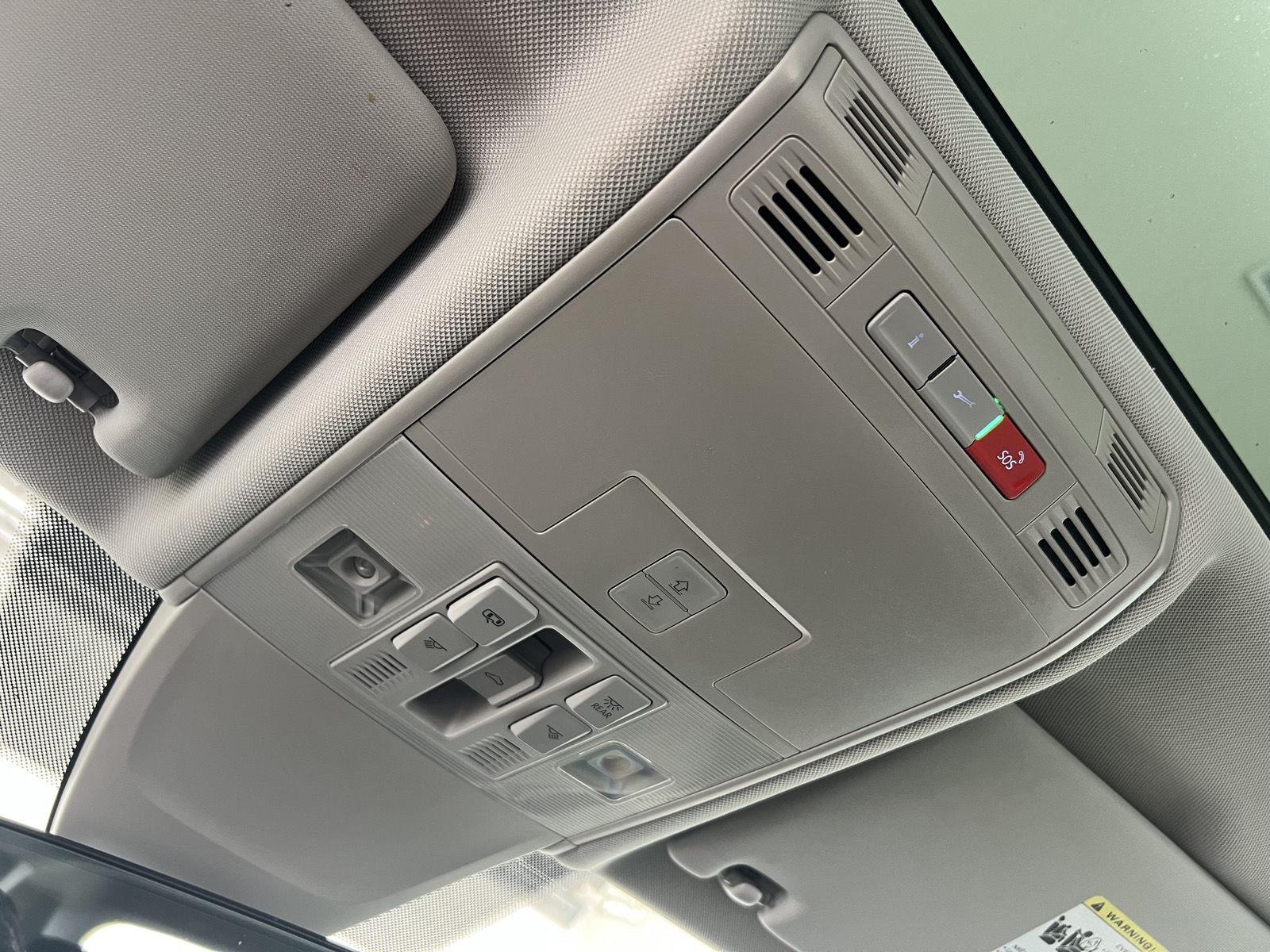 2021 Volkswagen Tiguan SEL - Photo 23