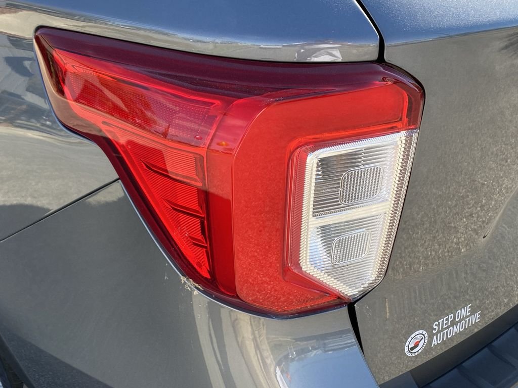 Used 2024 Gray Ford XLT image 12