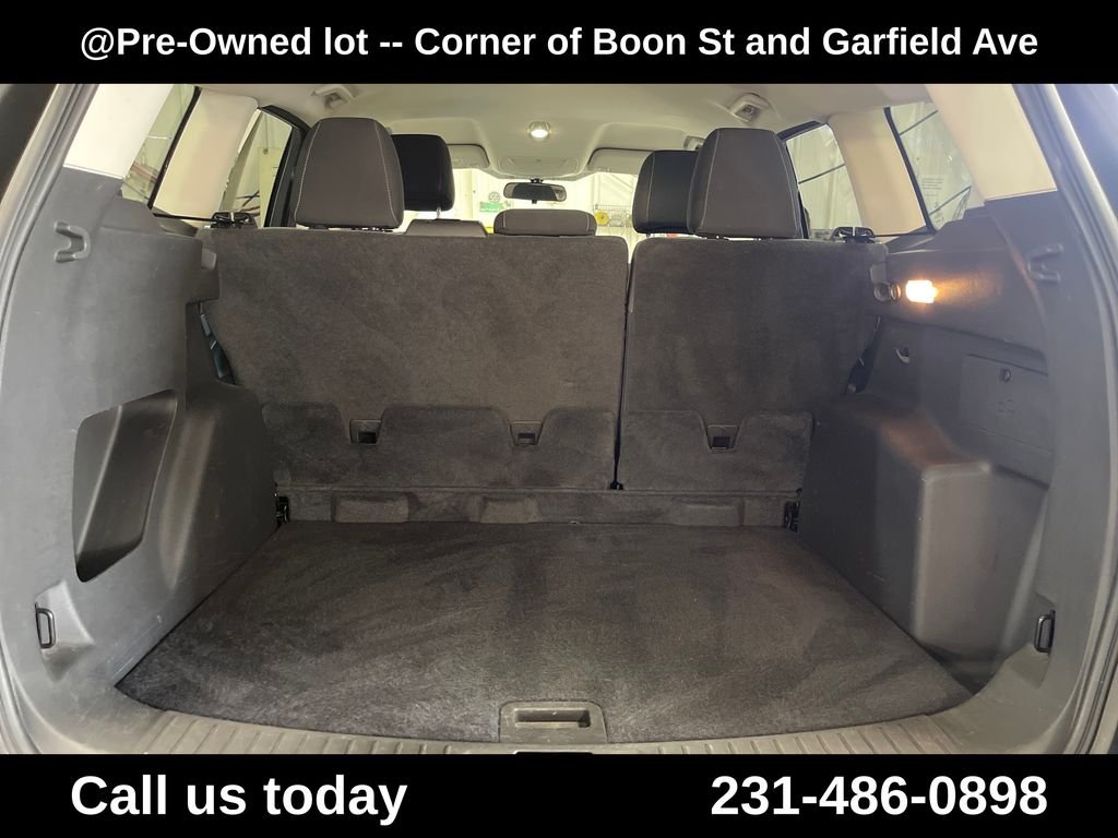 Used 2014 Black Ford SE image 22