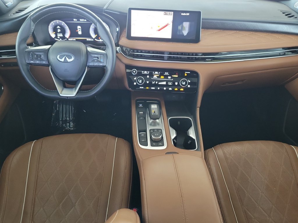 Used 2023 Warm Titanium/Black Obsidian INFINITI Autograph image 10