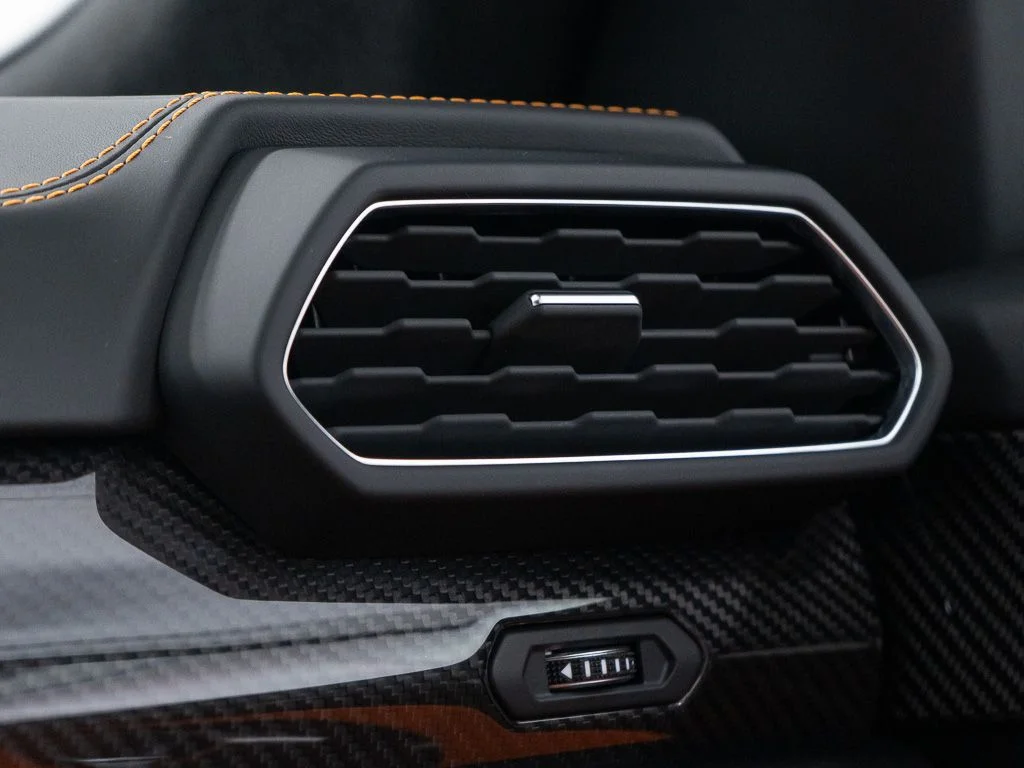 Used 2022 Blu Cepheus Lamborghini  image 41