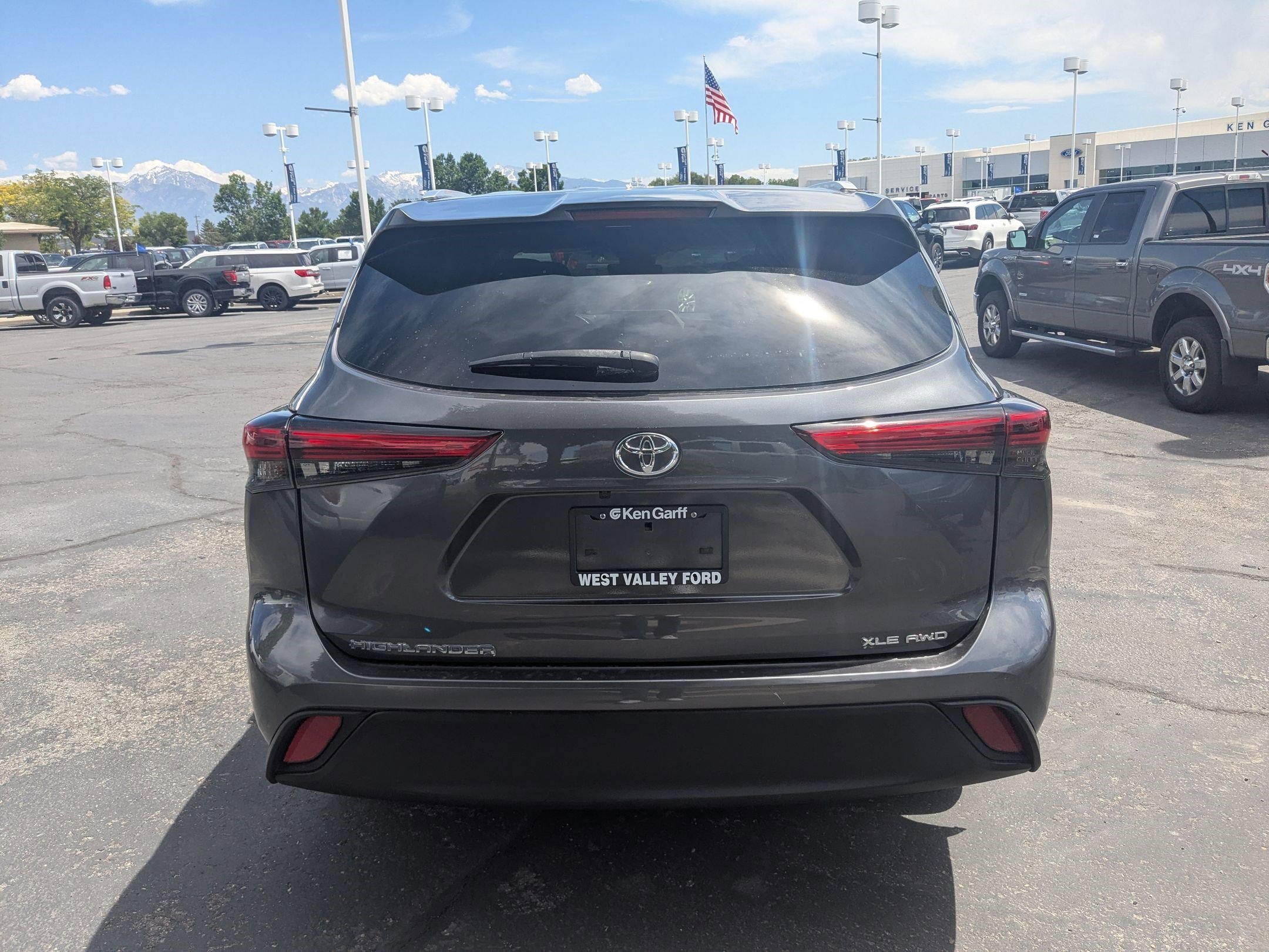Used 2023 Magnetic Gray Metallic Toyota XLE image 4