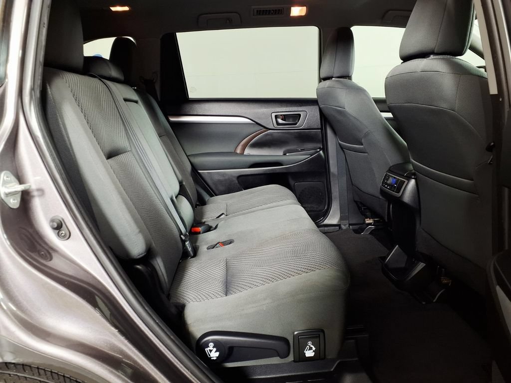 Used 2019 Predawn Gray Mi Toyota LE image 12