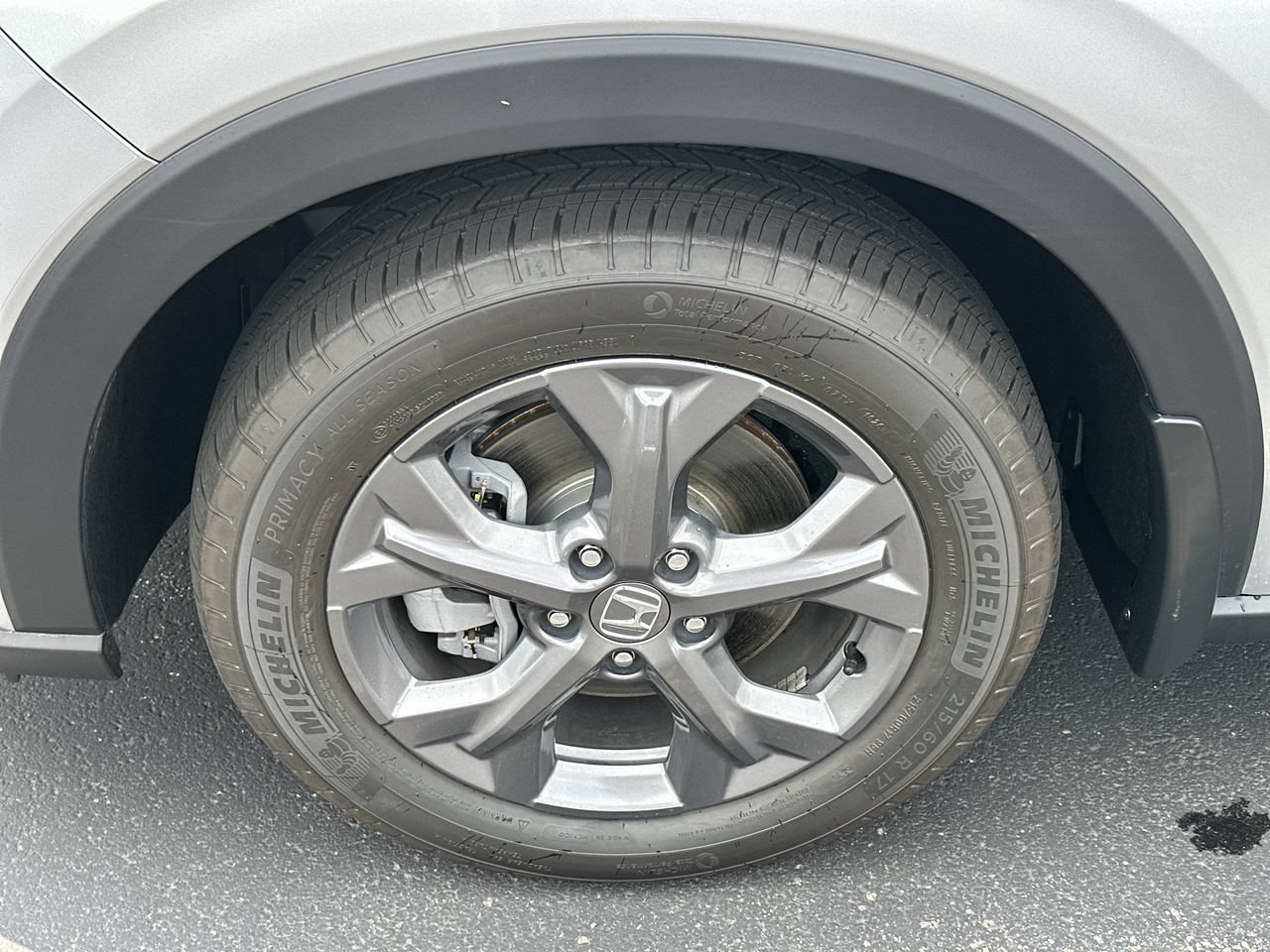 New 2027 Solar Silver Metallic Honda LX AWD image 10