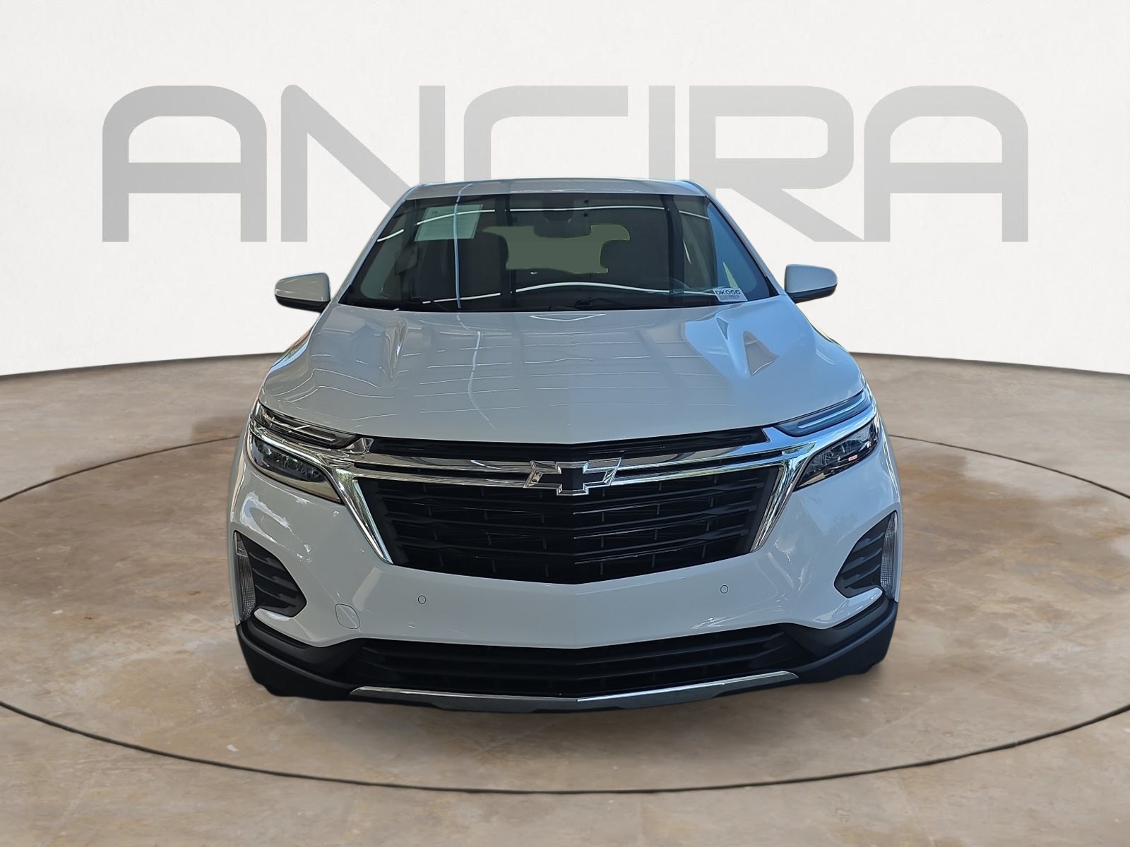 Used 2024 Summit White Chevrolet LT image 3