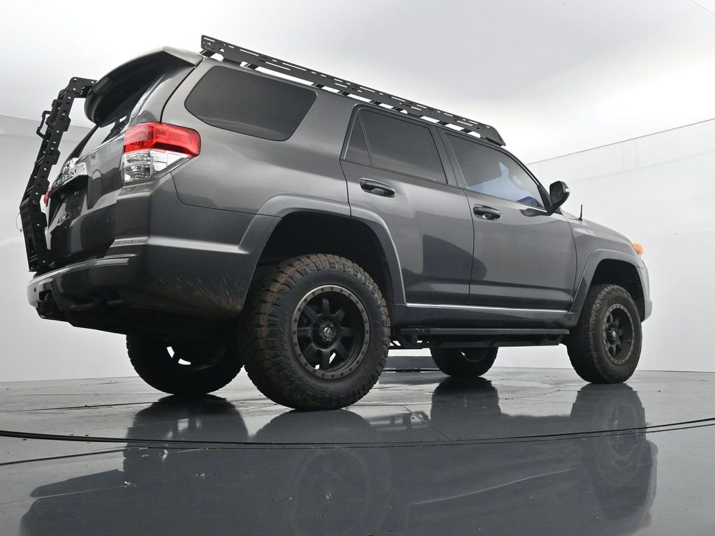 Used 2010 Gray Toyota SR5 image 23