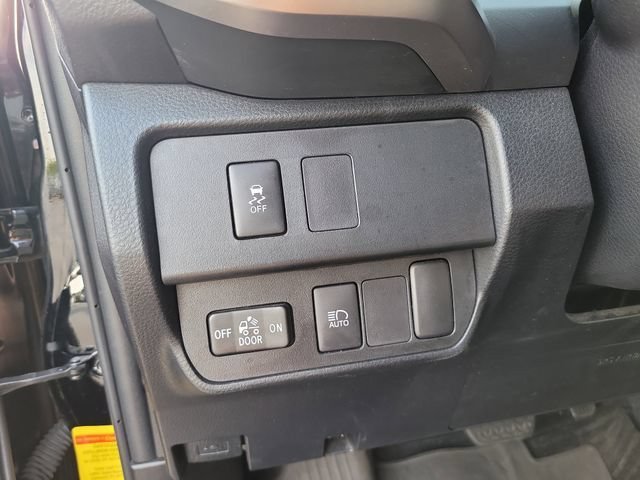 Used 2023 Black Toyota SR5 image 31