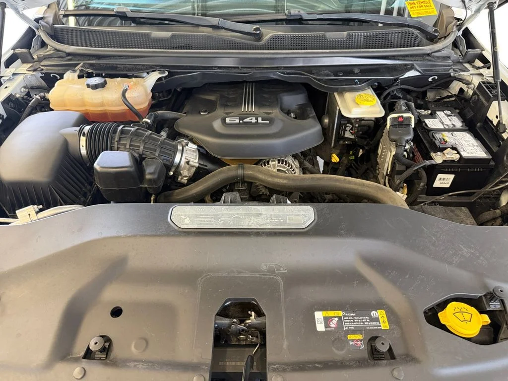 Used 2022 White Jeep Series II image 14