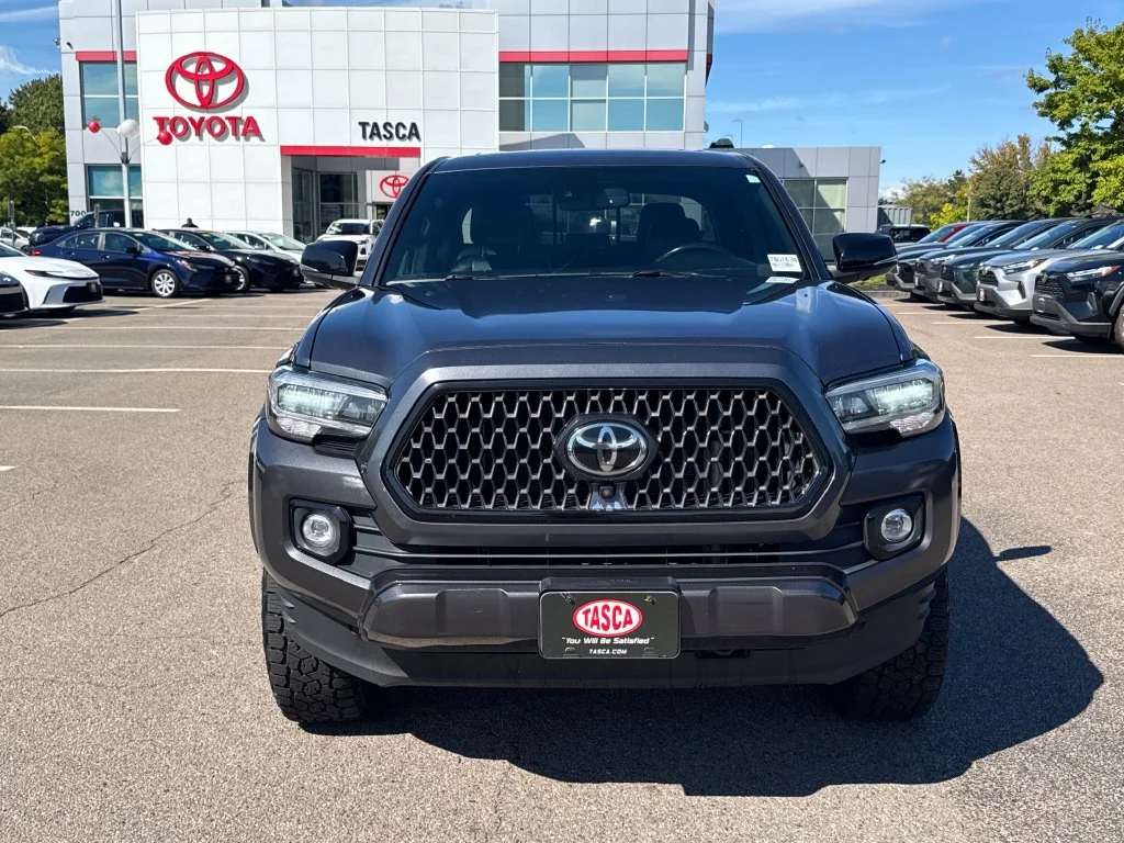 Used 2021 Gray Toyota Limited image 2
