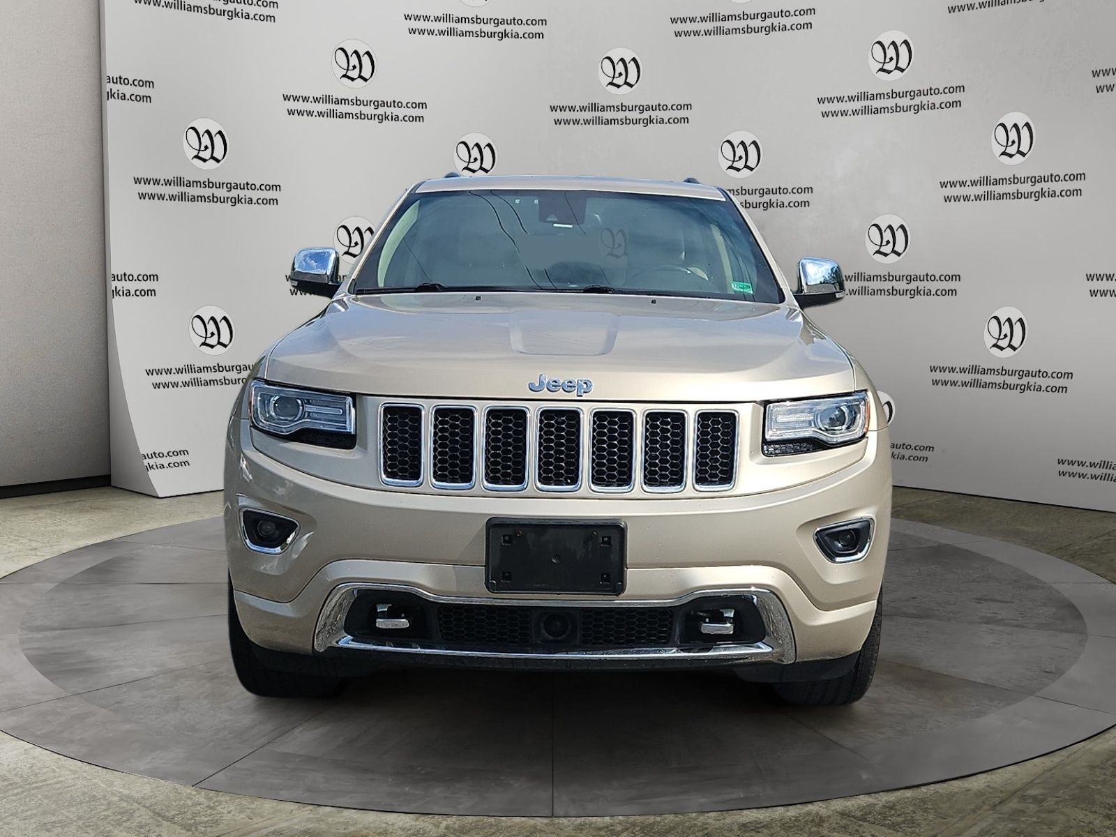 Used 2014 Gold Jeep Overland image 8