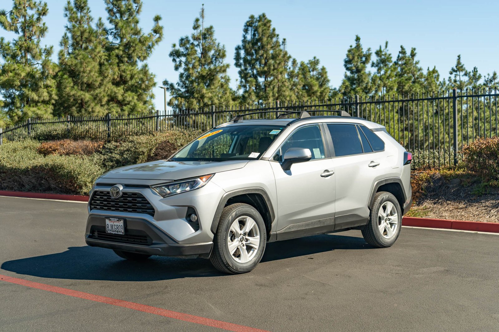 Used 2019 Silver Sky Metallic Toyota XLE image 3