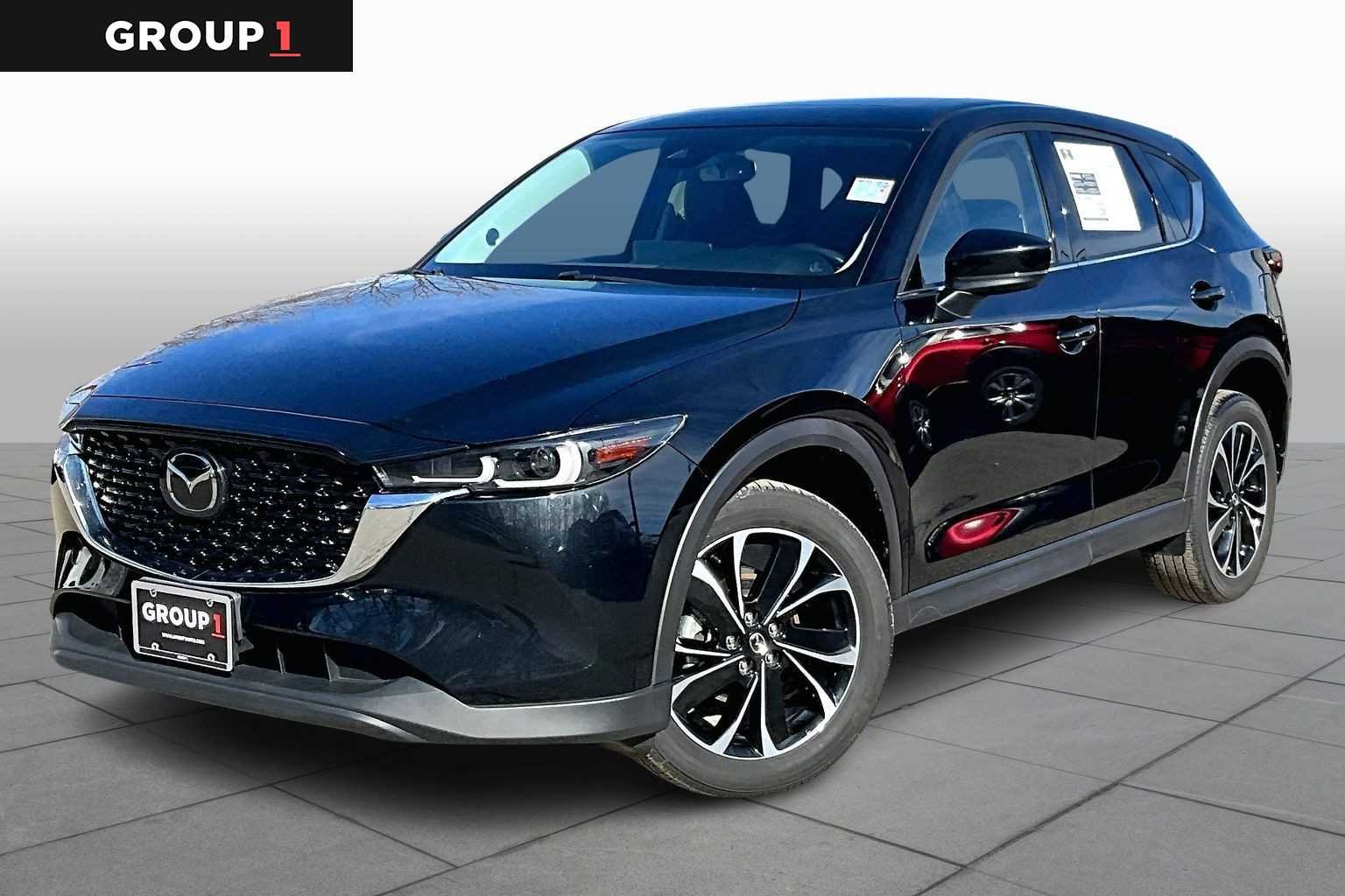 2023 Mazda CX-5 S Premium package