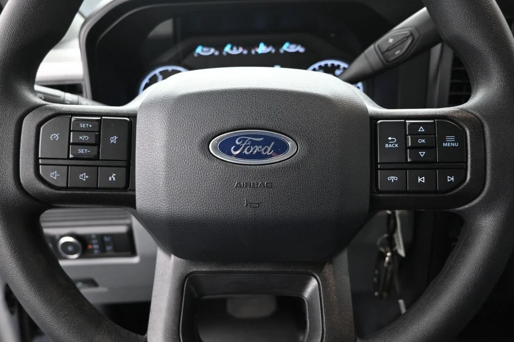 New 2026 Oxford White Ford XL image 10