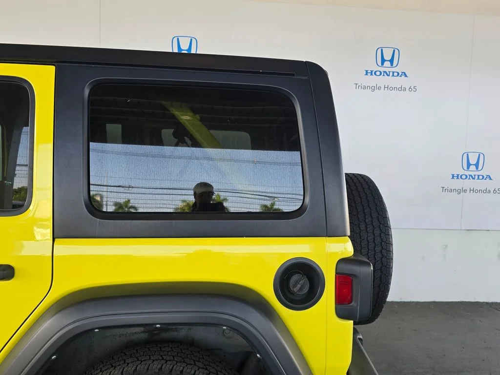 Used 2023 Yellow Jeep Sport S image 31