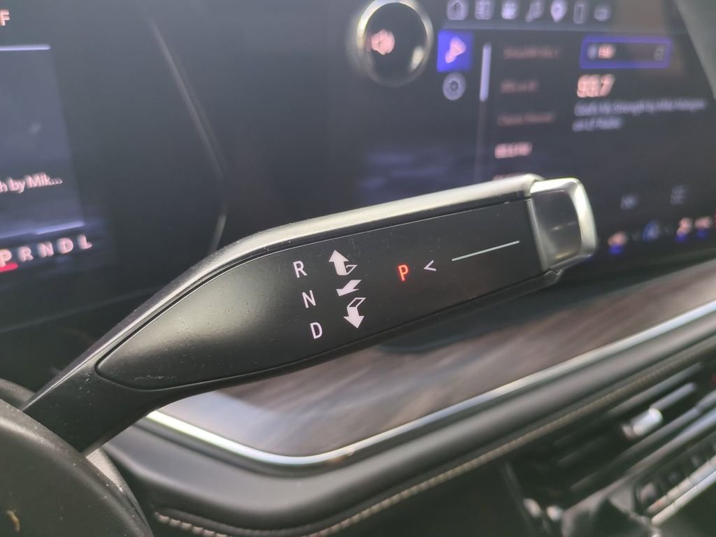 2025 Chevrolet Tahoe Premier - Photo 23
