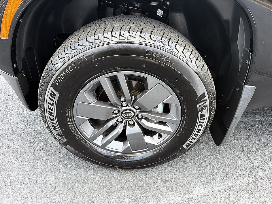 Used 2025 Super Black Nissan SV image 8