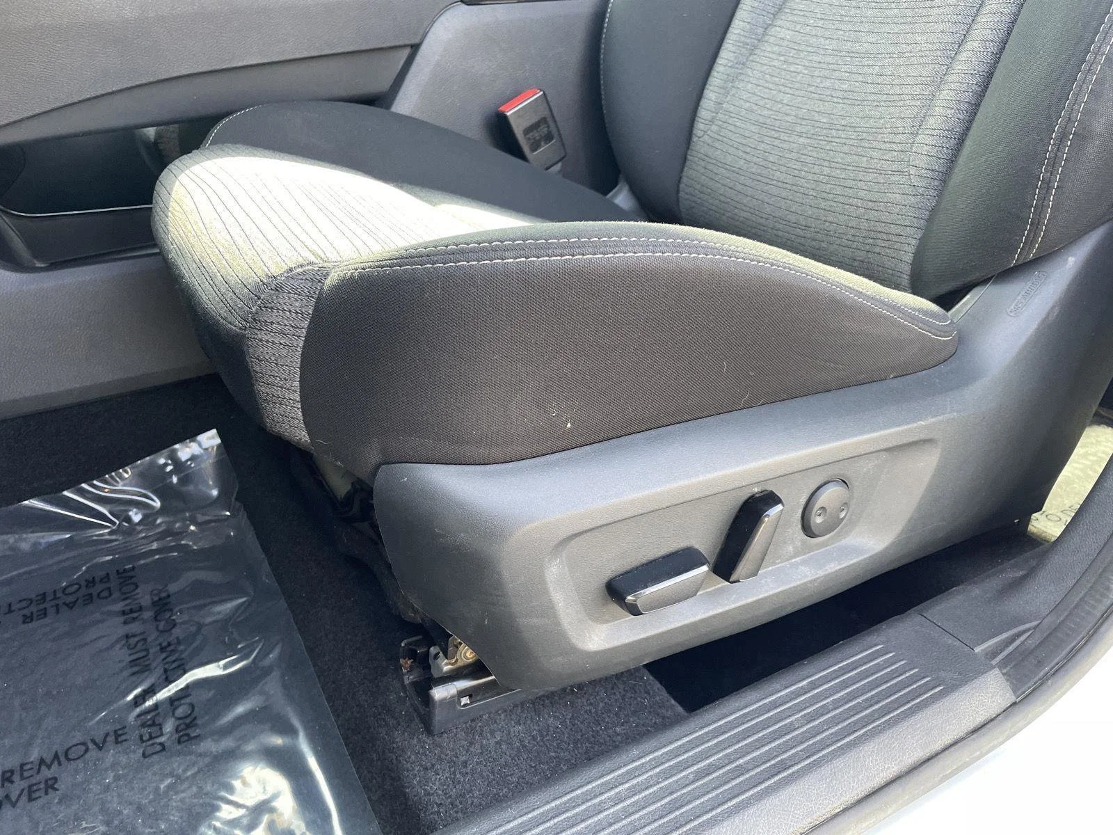 Used 2021 Pearl White Tricoat Nissan SV image 4