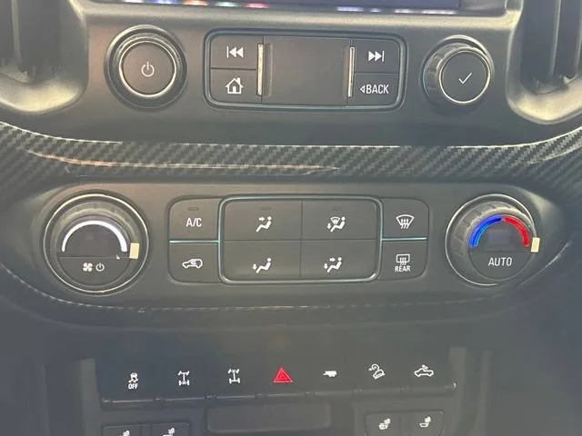 Used 2019 Summit White Chevrolet 4WD ZR2 image 38