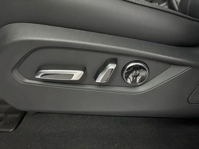 New 2026 Platinum White Pearl Acura Technology Package image 11