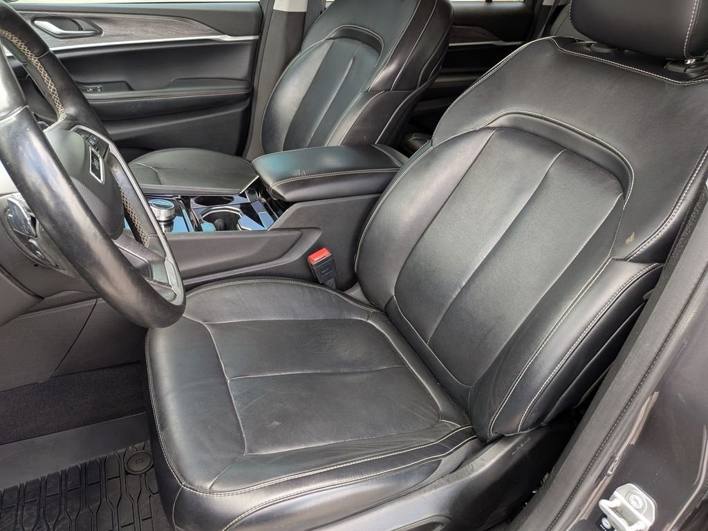 Used 2021 Gray Jeep Limited image 14