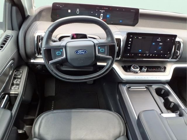Used 2025 Silver Ford Platinum image 17