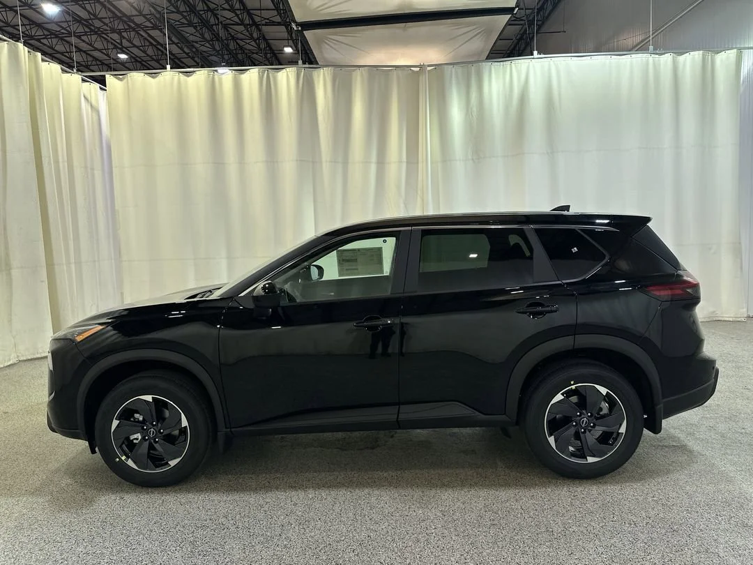 2026 Nissan Rogue SV - Photo 6