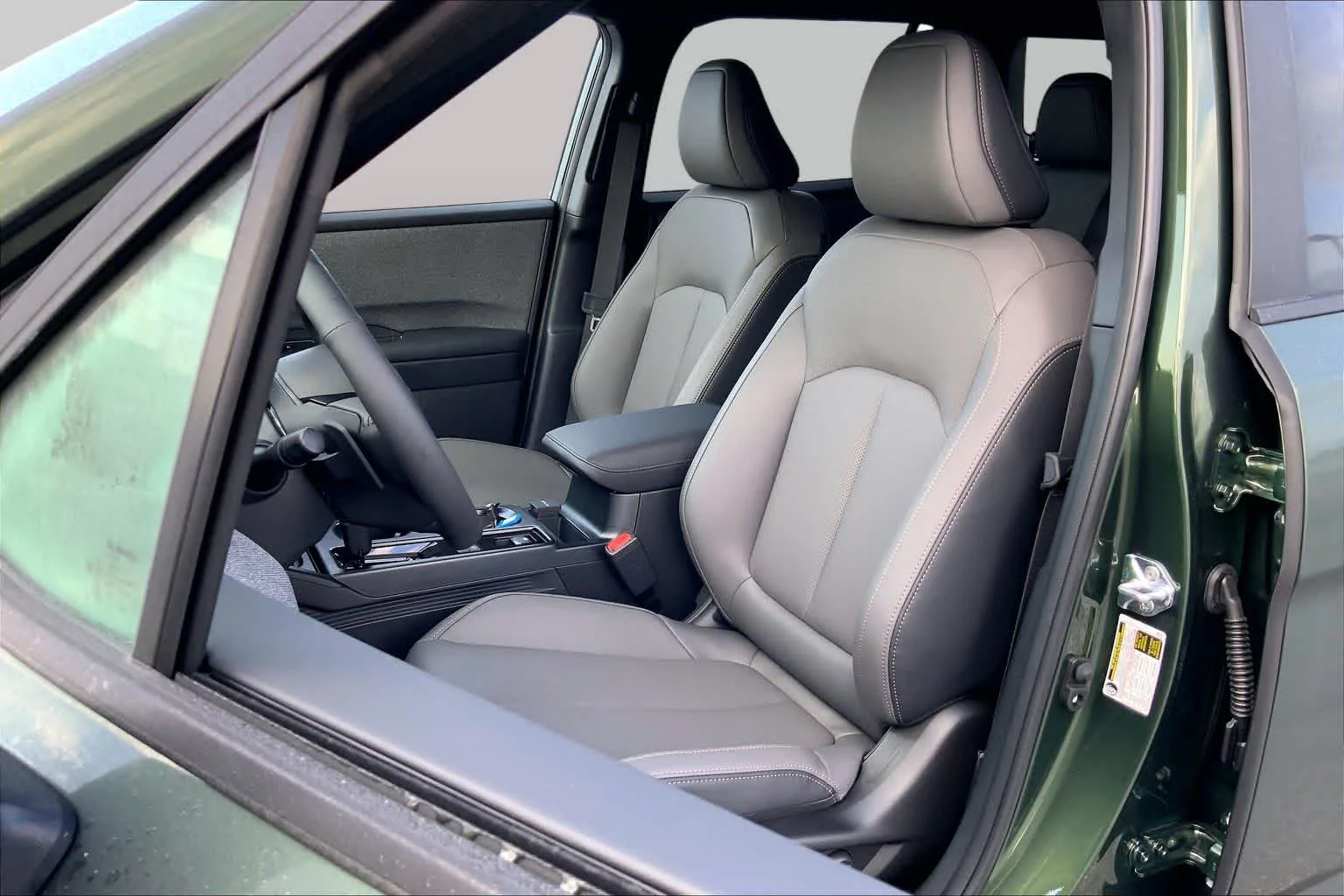 New 2026 DEEP EMERALD GREEN PEARL Subaru Limited image 9