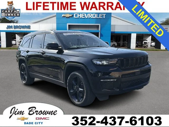 Used 2024 Black Jeep Limited 4x4 image 1