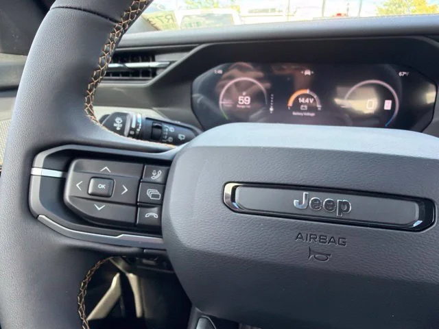 New 2026 White Jeep  image 22
