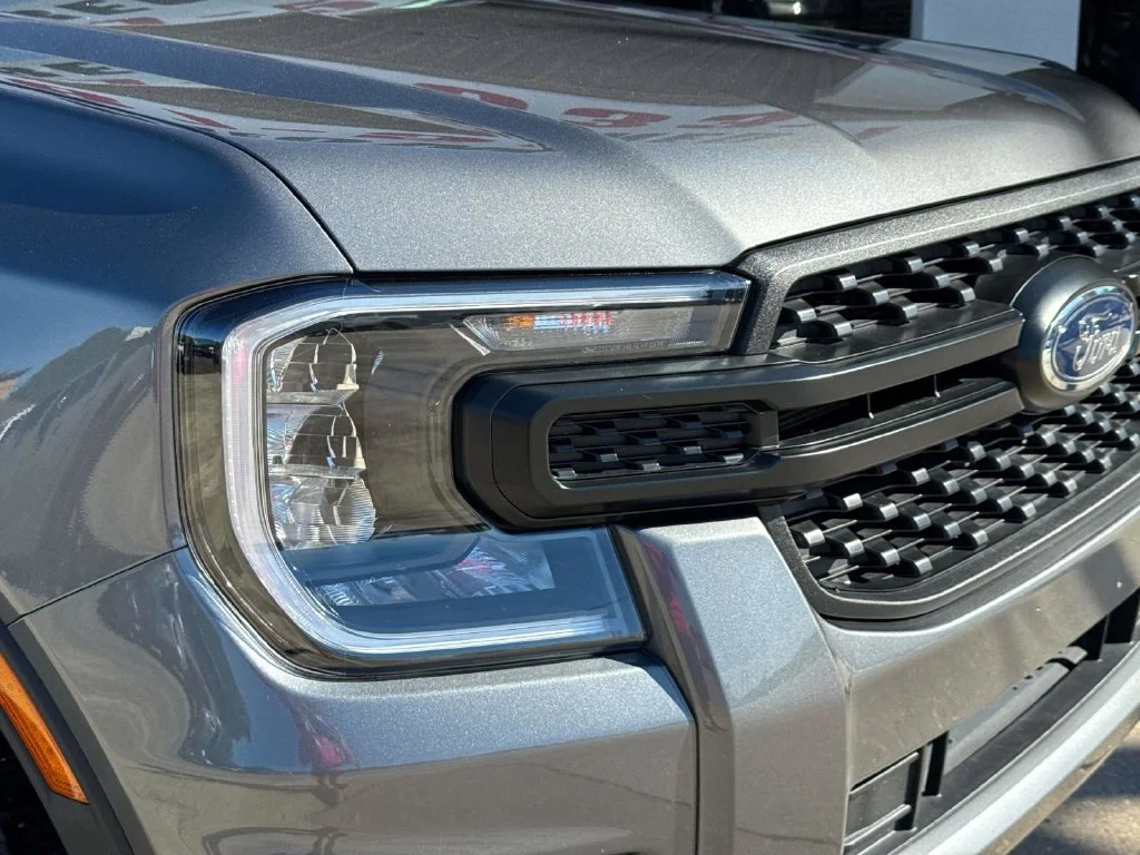 Used 2024 Gray Ford XL image 5