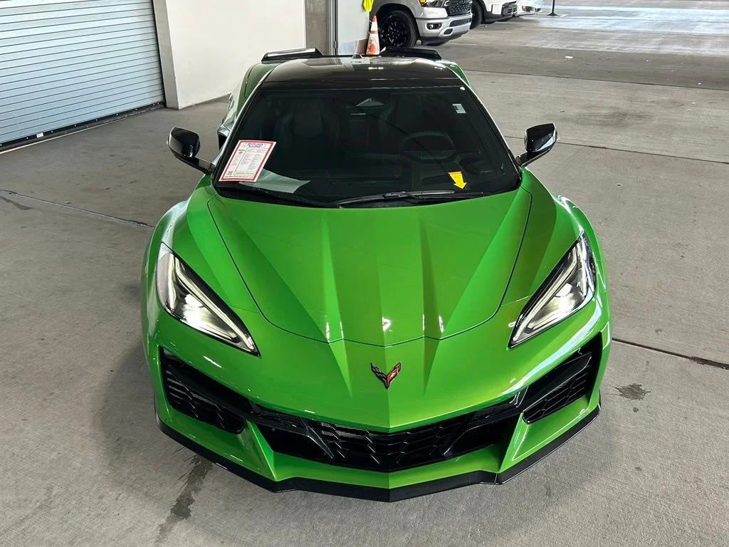 Used 2026 Roswell Green Metallic Chevrolet Z06 image 16