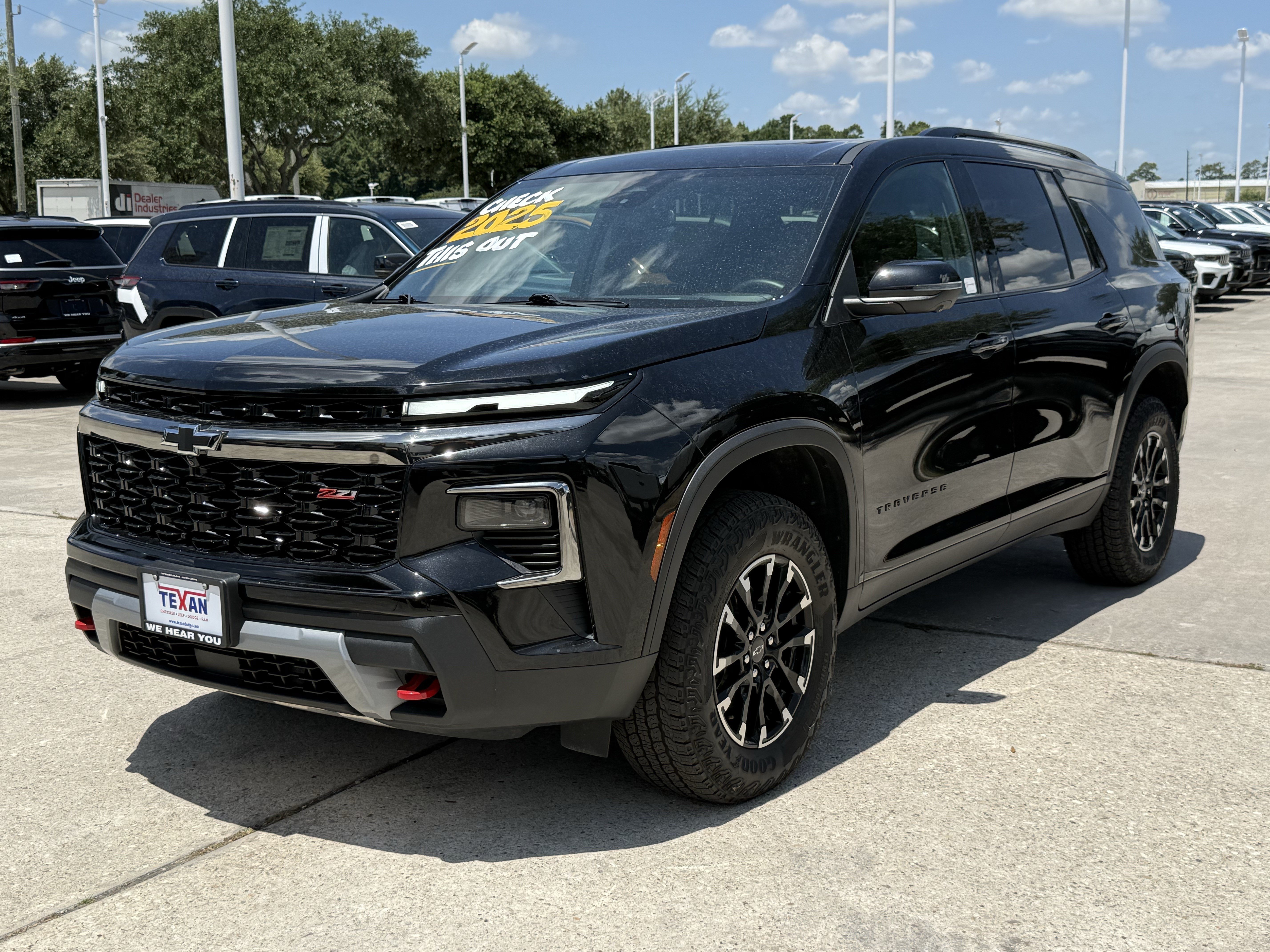 Used 2025 Mosaic Black Metallic Chevrolet AWD Z71 image 9