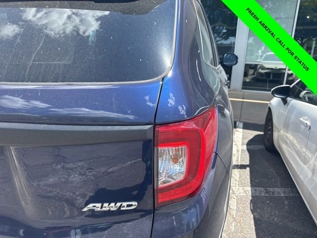 Certified Used 2019 Obsidian Blue Pearl Honda EX-L image 8